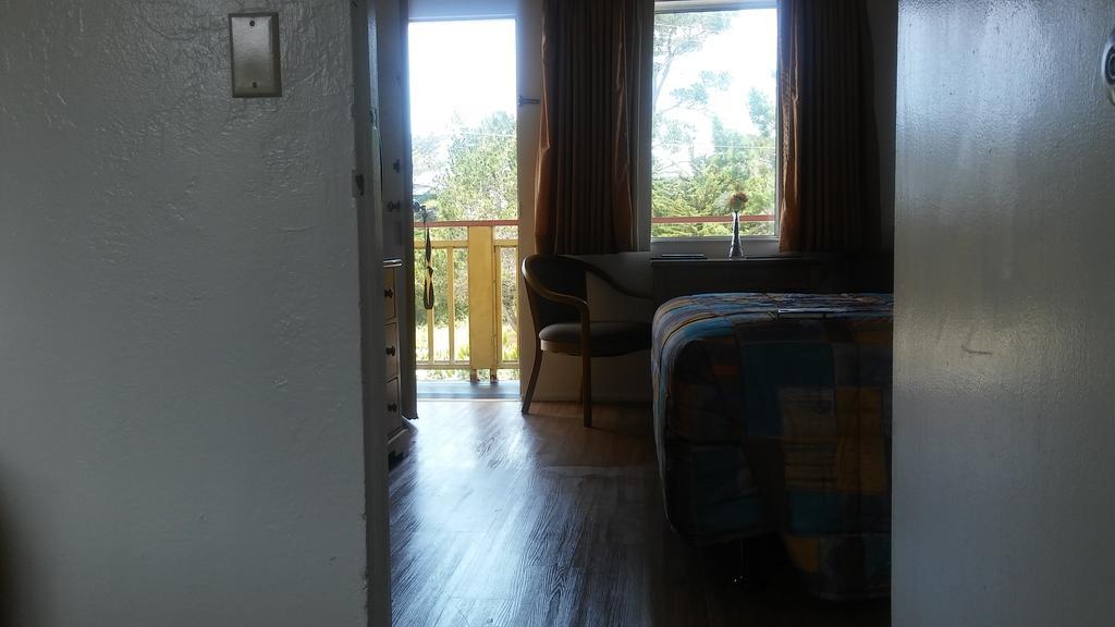 פסיפיק גרוב Beachcomber Inn מראה חיצוני תמונה